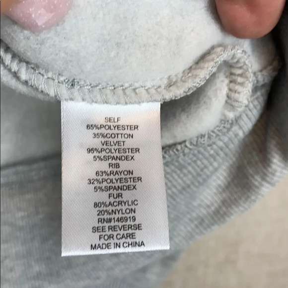 Freshman 1996 New Crewneck Velour Pullover Sweatshirt Medium - Picture 5 of 6